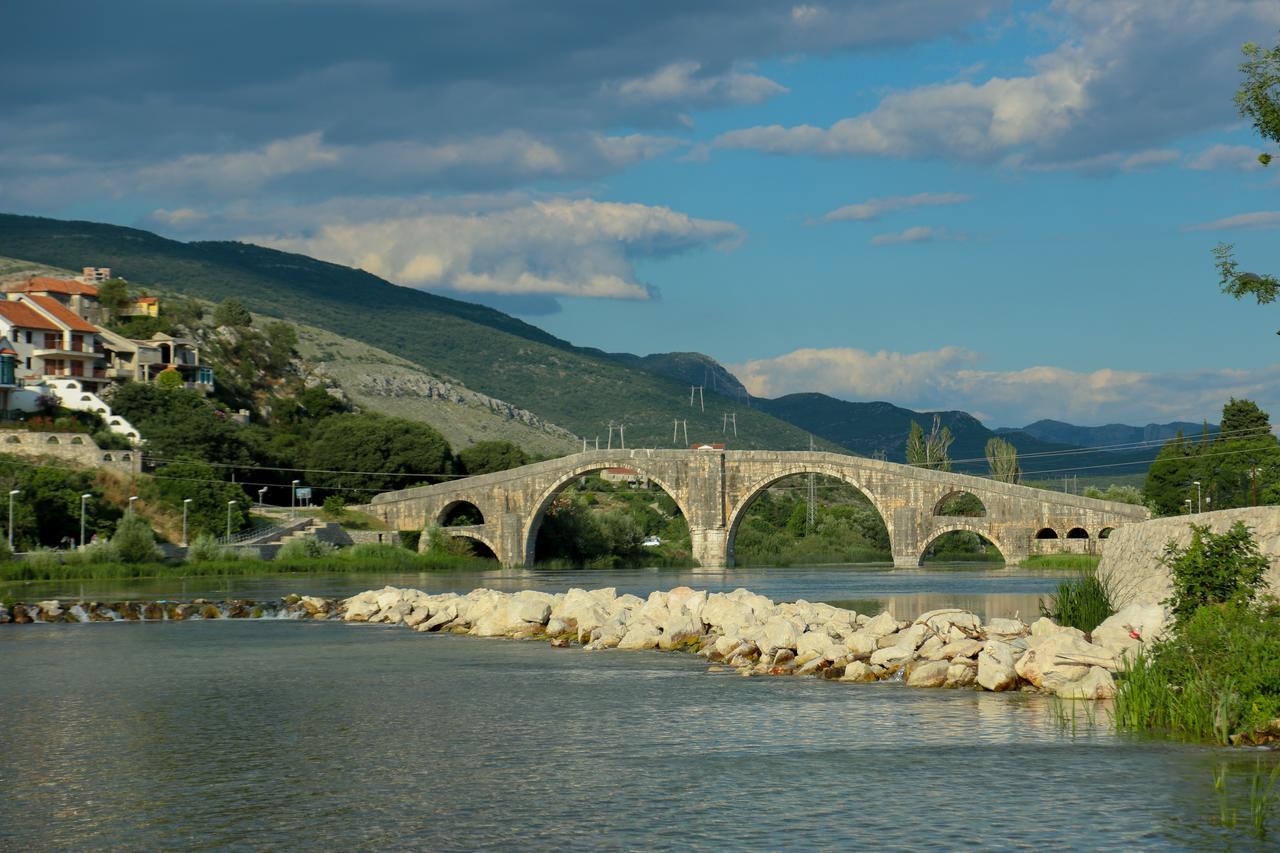 Apartments Oki Trebinje Zewnętrze zdjęcie