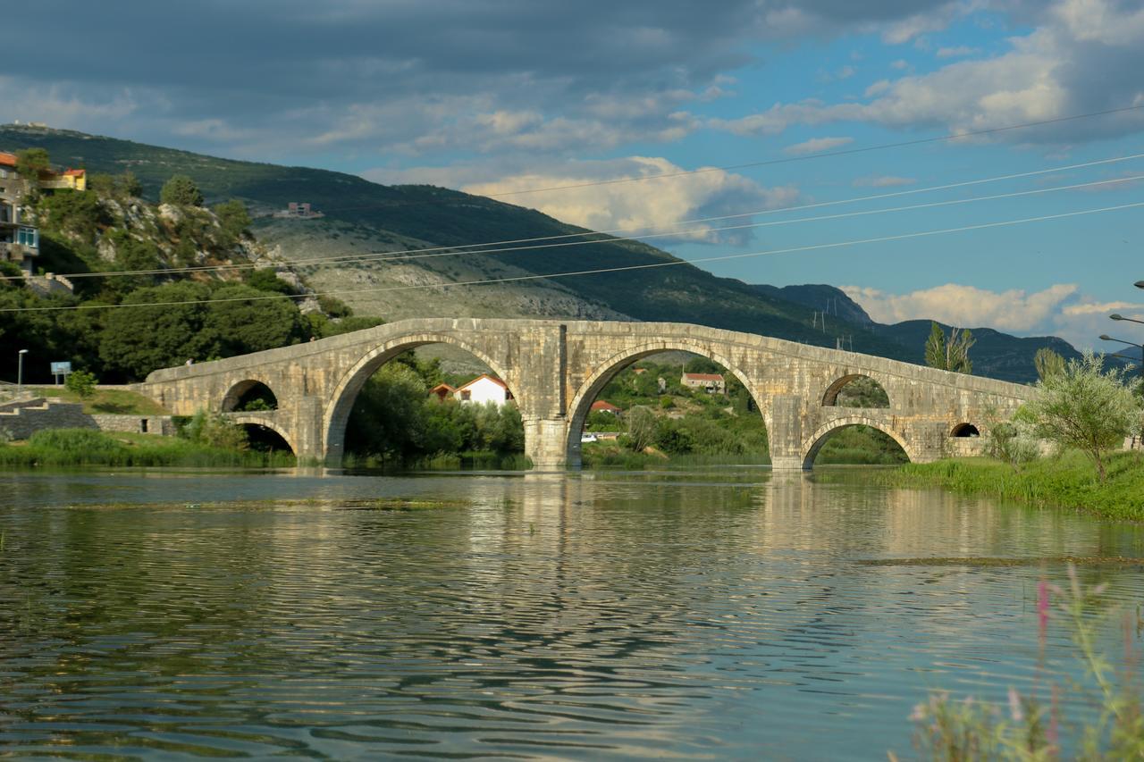 Apartments Oki Trebinje Zewnętrze zdjęcie